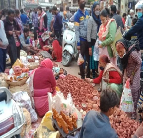 धनतेरस पर बन रहा त्रिपुष्कर योग,अभ्यंग स्नान से मिलेगा आरोग्य सुख..