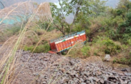 ऋषिकेश-बदरीनाथ हाईवे पर ट्रक खाई में गिरा ,दो की मौत, सात लोग घायल..