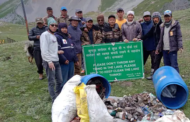 श्रद्धालुओं ने लगाए आदि कैलाश में कूड़े के ढेर..