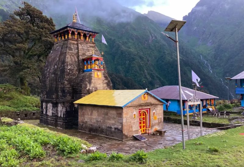 मुख्यमंत्री धामी की घोषणा के क्रम में मद्महेश्वर धाम को किया जाएगा विकसित, बीकेटीसी अध्यक्ष अजेंद्र ने जताया सीएम का आभार