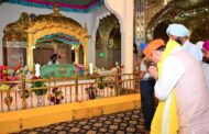 मुख्यमंत्री धामी ने नानकमत्ता साहिब में टेका मत्था