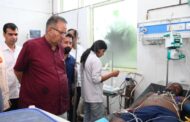 कैबिनेट मंत्री गणेश जोशी ने मनसा देवी मंदिर हादसे के घायलों से की मुलाकात