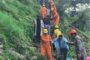 हिमाचल में मूसलाधार बारिश से जनजीवन अस्त-व्यस्त, 300 से अधिक सड़कें ठप