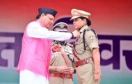 सीएम धामी ने 79वें स्वतंत्रता दिवस पर स्वतंत्रता संग्राम सेनानियों, पुलिसकर्मियों और खिलाड़ियों को किया सम्मानित