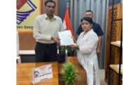 कारगी कूड़ा यार्ड हटाने को लेकर महिला कांग्रेस की मांग तेज, जिलाधिकारी को सौंपा ज्ञापन