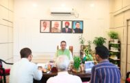 ग्राम्य विकास मंत्री गणेश जोशी ने बरसात से बाधित सड़कों को प्राथमिकता के साथ खोलने के दिए निर्देश
