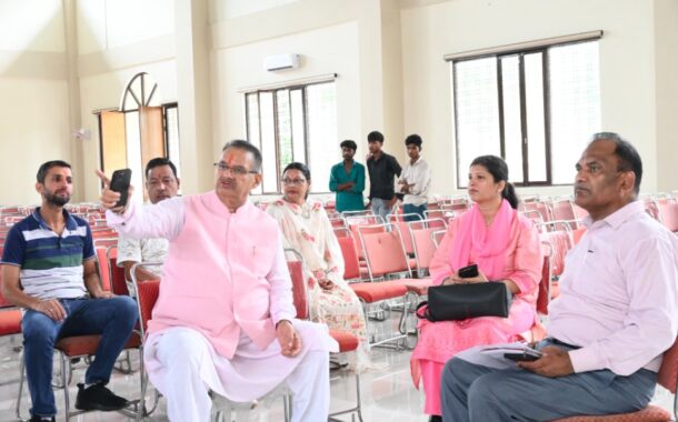 कृषि मंत्री गणेश जोशी ने 02 अगस्त को आयोजित होने वाले राज्य स्तरीय कार्यक्रम की तैयारियों का लिया जायजा