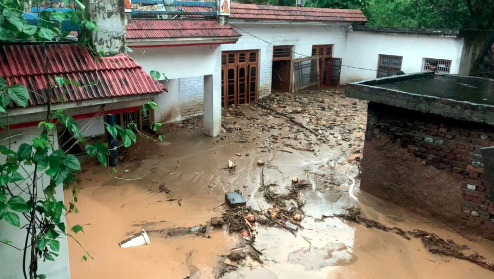 कठुआ में बादल फटने और भूस्खलन से 7 लोगों की मौत, पांच घायल