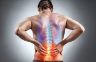 स्लिप डिस्क से हैं परेशान? तो इन योगासनों का करें अभ्यास, मिलेगी राहत