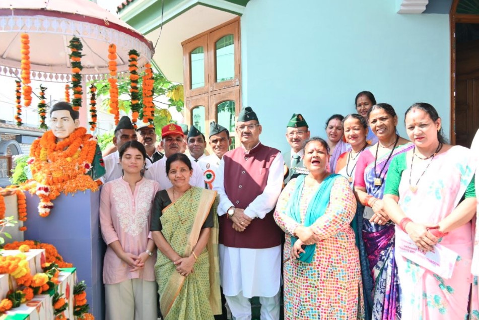 शहीद हवलदार बहादुर सिंह बोहरा की 18वीं पुण्यतिथि पर मंत्री गणेश जोशी ने दी श्रद्धांजलि