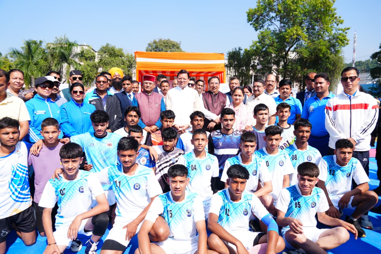 सीएम धामी ने ‘सांसद खेल महोत्सव’ का किया शुभारंभ, बोले– खेलों से बनेगा ‘फिट इंडिया-स्ट्रॉन्ग इंडिया’