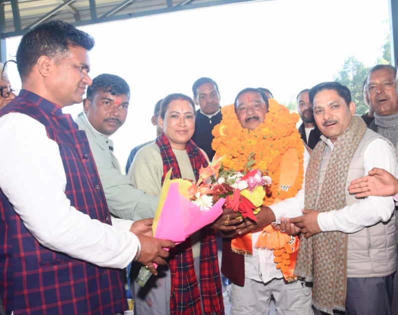 हरीश रौतेला ने समर्थकों संग थामा भाजपा का दामन