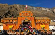 विधि विधान के साथ बंद हुए बदरीनाथ धाम के कपाट