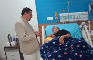 यूकेडी के वरिष्ठ नेता दिवाकर भट्ट से मिलने अस्पताल पहुंचे सीएम धामी, जाना हालचाल