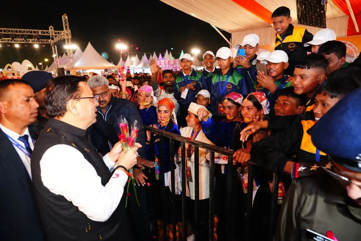 भगवान बिरसा मुंडा जयंती पर 'आदि गौरव महोत्सव' में बोले सीएम—जनजातीय समाज देश की असली ताकत