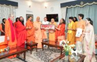 मुख्यमंत्री धामी ने शासकीय आवास पर किया संत समाज के दिग्गजों का स्वागत