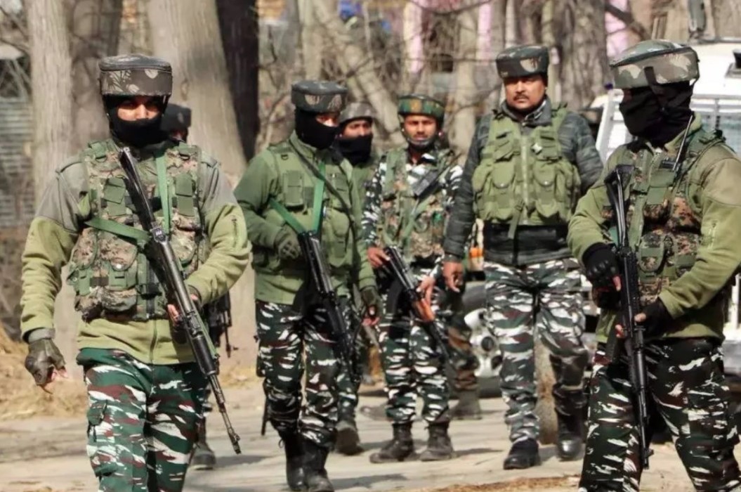 कुपवाड़ा में घुसपैठ की कोशिश नाकाम, सेना की जवाबी फायरिंग में दो आतंकी ढेर