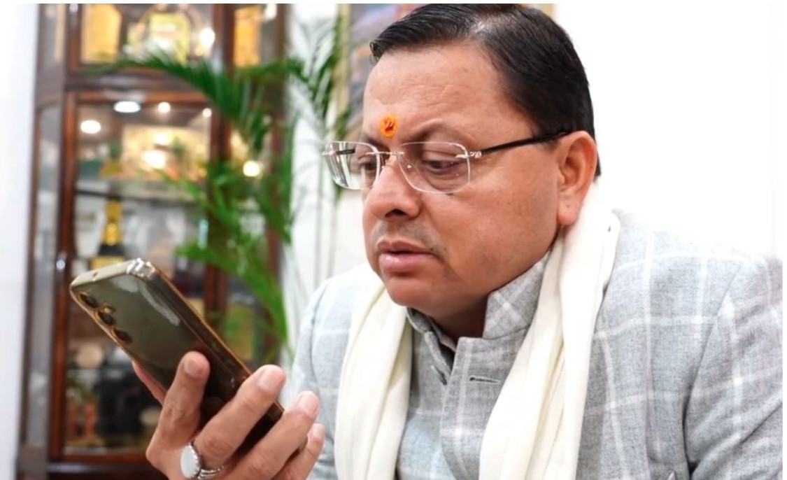 सीएम धामी ने एंजेल चकमा के पिता से दूरभाष पर की बातचीत