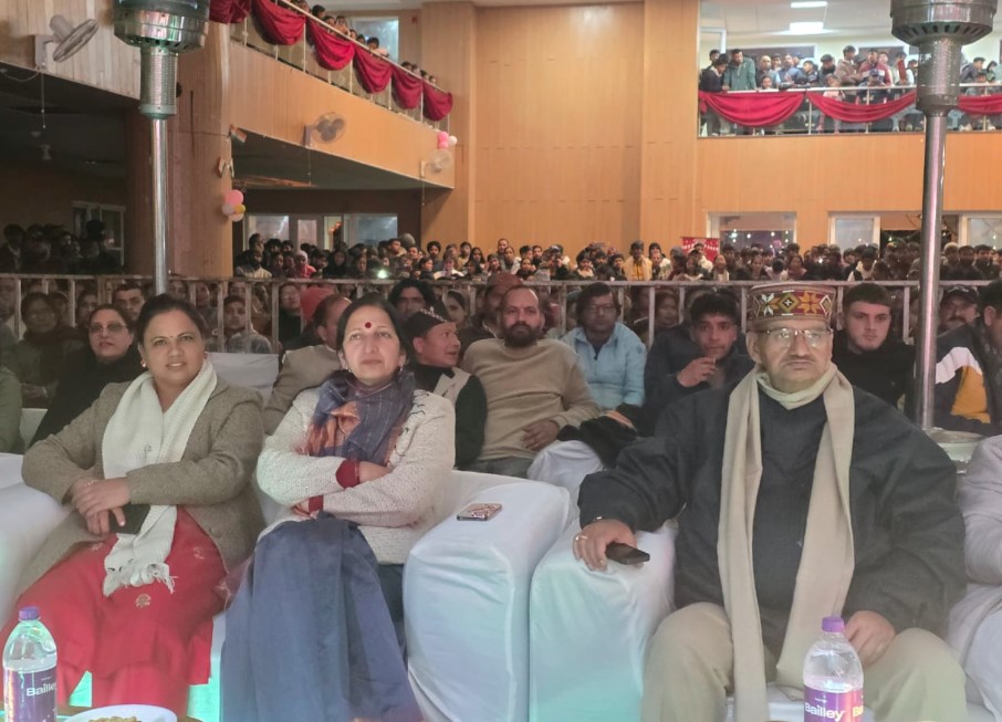 मसूरी विंटरलाइन कार्निवाल–2025 का भव्य समापन, कैबिनेट मंत्री गणेश जोशी हुए शामिल