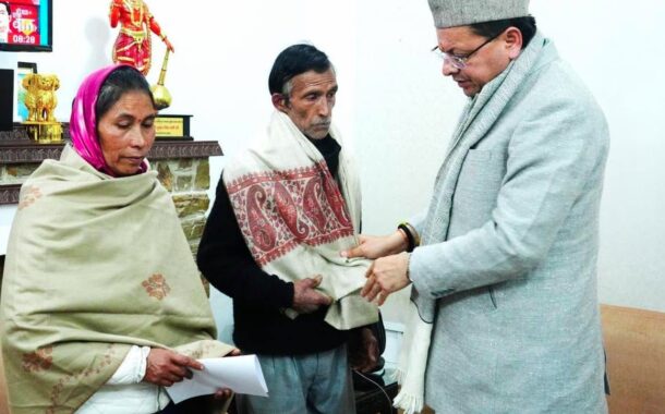 अंकिता भंडारी के माता-पिता ने सीएम धामी से की मुलाकात