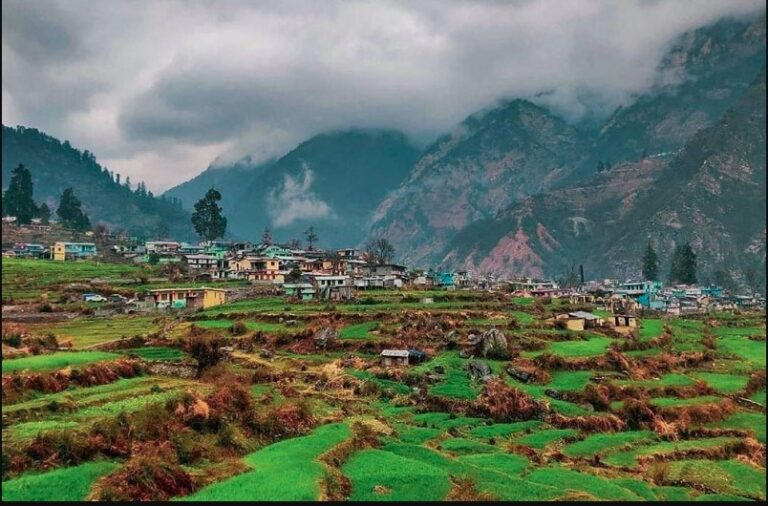 चमोली में बारिश-बर्फबारी का इंतजार, रबी की फसल और पर्यटन दोनों संकट में