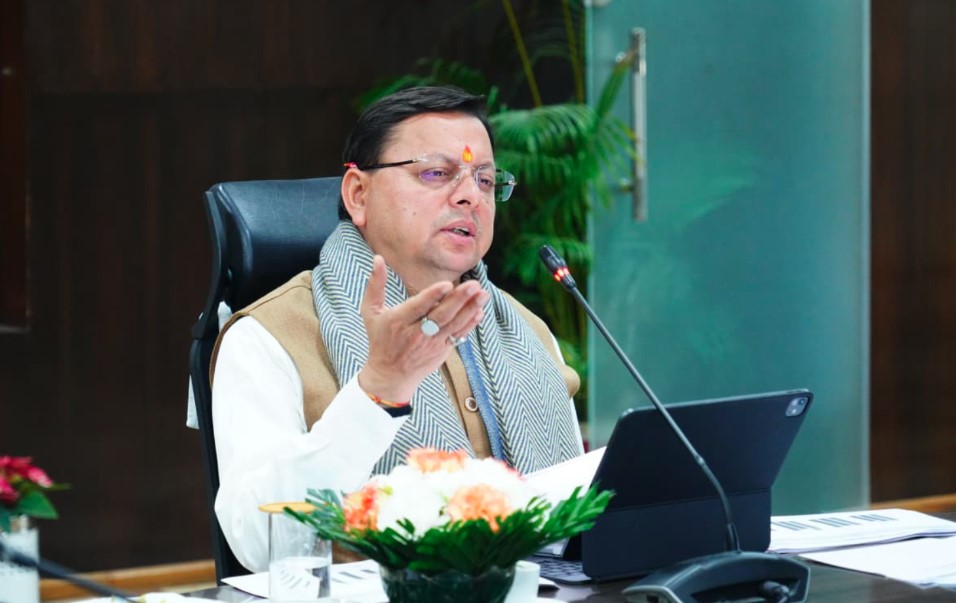 वर्दी घोटाला- सीएम धामी ने दिए DIG के निलंबन के आदेश