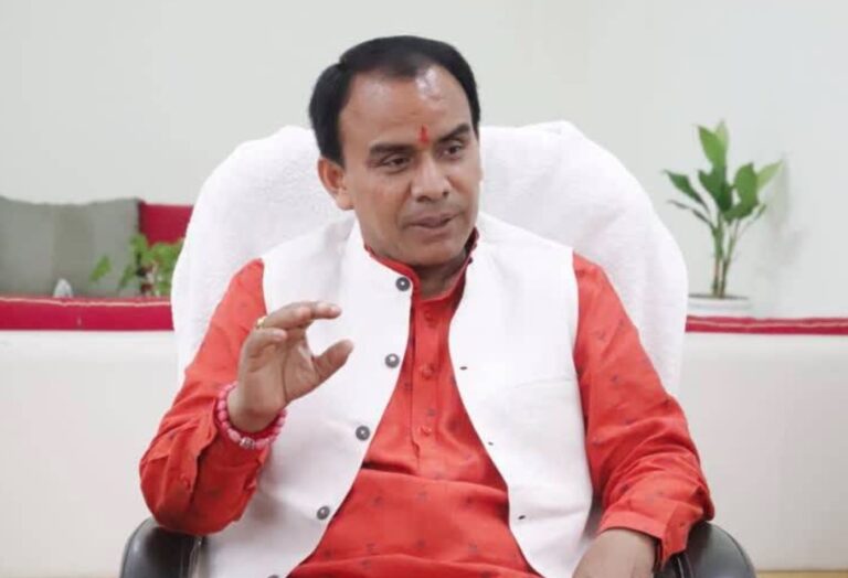 एमबीबीएस छात्र रैगिंग प्रकरण- दून मेडिकल कॉलेज की प्राचार्या को दिए विस्तृत जांच करने के आदेश