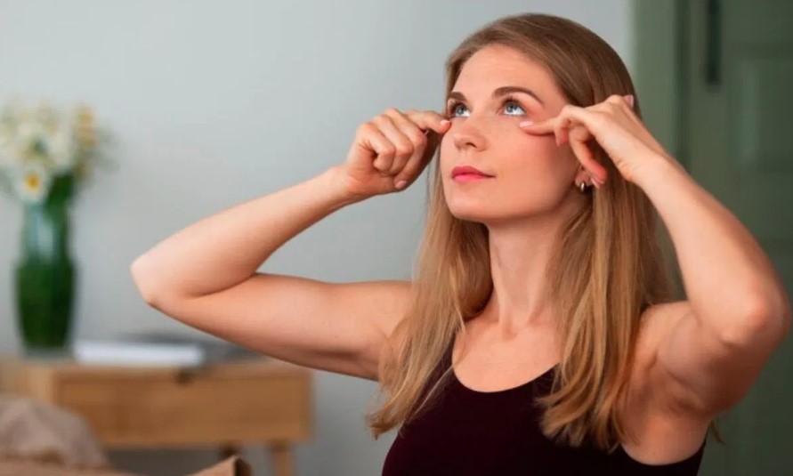 धुंधली नजर को न करें नजरअंदाज, गंभीर बीमारी का हो सकता है संकेत