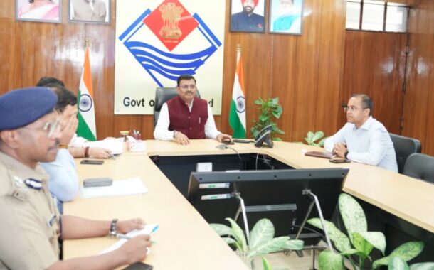 शहर और आसपास के क्षेत्रों में पीक ऑवर और रात की गस्त बढाई जाए- मुख्य सचिव