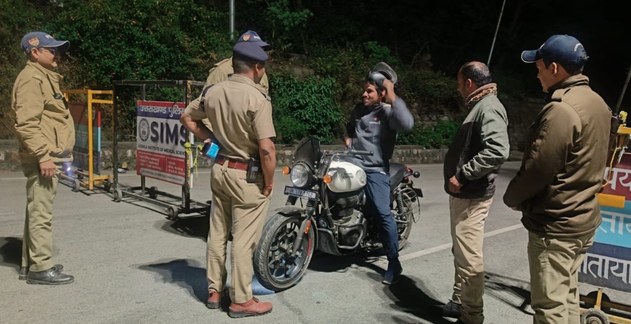 देहरादून में ‘ऑपरेशन नाइट वॉच’ का असर, शराब पीकर वाहन चलाने वाले 71 लोग गिरफ्तार