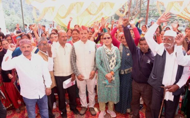 दूरस्थ गांवों तक विकास पहुंचाना सरकार की प्राथमिकता- रेखा आर्या